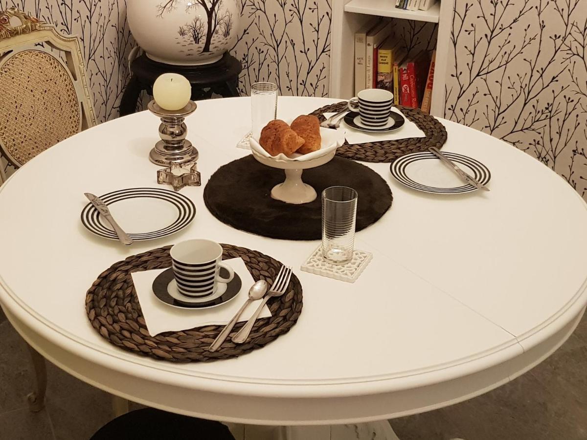 Bed and Breakfast Cortile Gancia - Sweet House Narzole Esterno foto